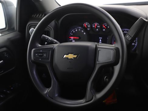 Used 2019 Chevrolet Silverado 1500 Custom w/ Custom Convenience Package image 14