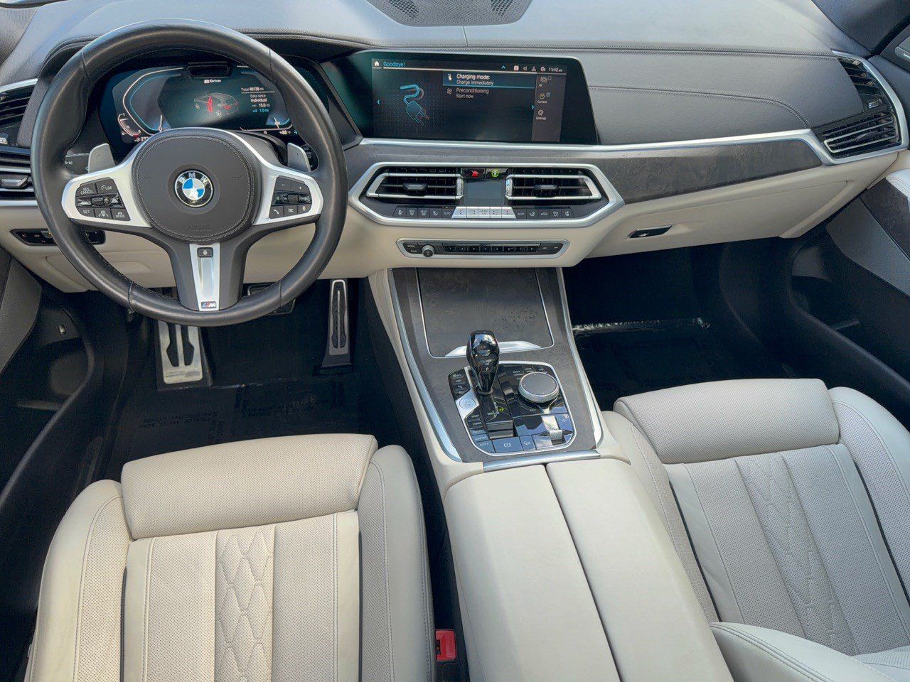 Used 2021 BMW X5 xDrive45e w/ M Sport Package AWD/4WD image 17