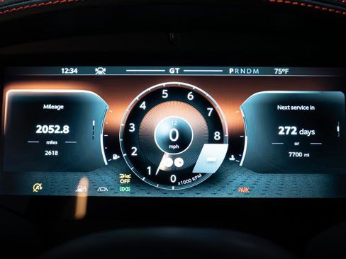 Used 2024 Aston Martin DB12 Coupe RWD image 10