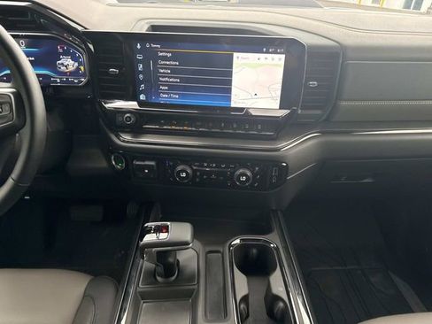 Certified 2025 Chevrolet Silverado 1500 ZR2 w/ Technology Package AWD/4WD image 19