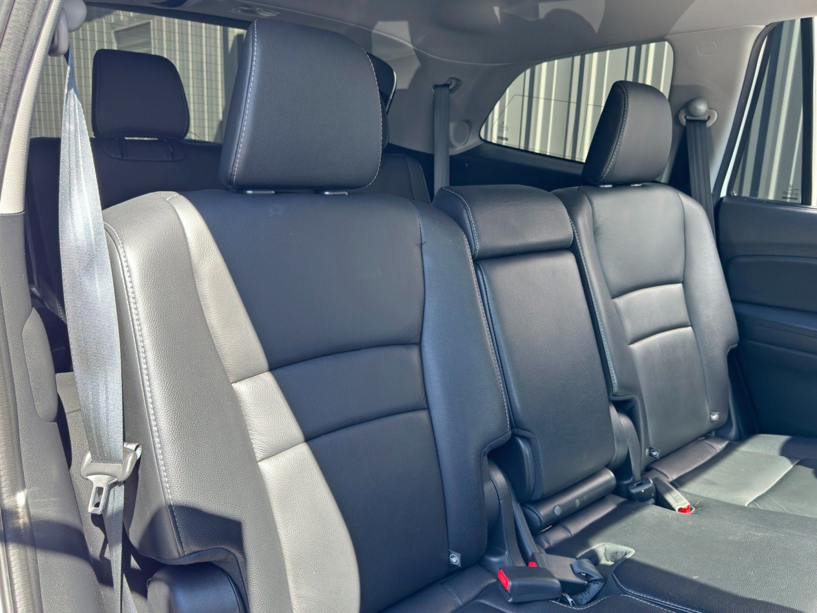 Used 2017 Honda Pilot Touring image 37