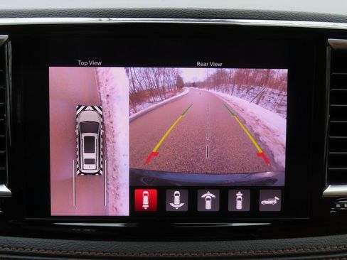 New 2026 Chrysler Pacifica Pinnacle w/ Trailer Tow Group image 9