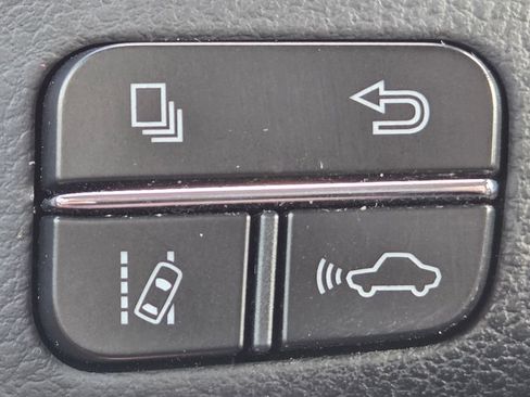 Used 2017 Lexus IS 300 AWD w/ Premium Package image 21