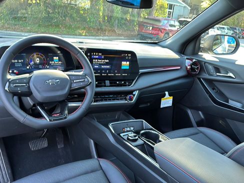 New 2026 Chevrolet Equinox RS w/ Convenience Package III image 16