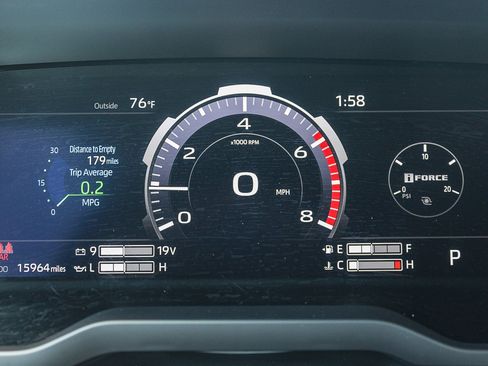 Used 2024 Toyota Tundra Limited AWD/4WD image 24
