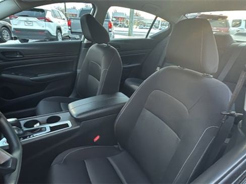 Used 2024 Nissan Altima 2.5 S image 27