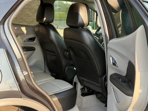 Used 2016 Buick Encore Leather w/ Experience Buick Package FWD image 8