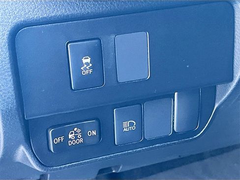 Used 2023 Toyota Tacoma SR5 image 10