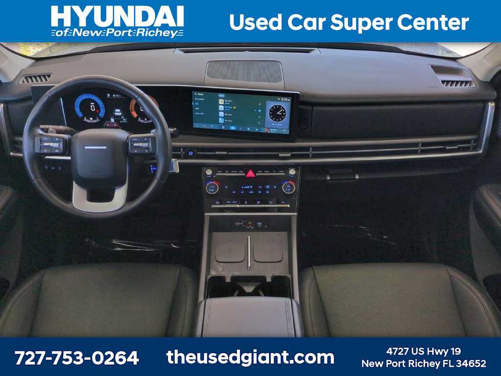 Used 2025 Hyundai Santa Fe SEL FWD image 18