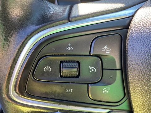 Used 2022 Buick Envision Essence w/ Sport Touring Package image 19