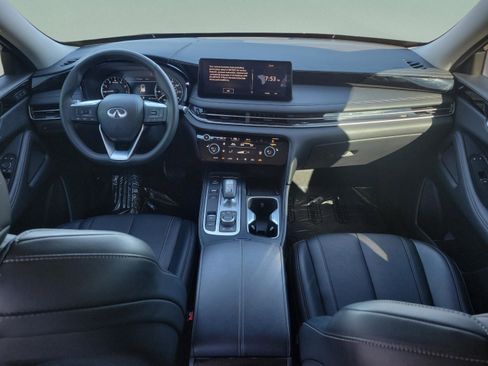 Certified 2025 INFINITI QX60 Pure image 9