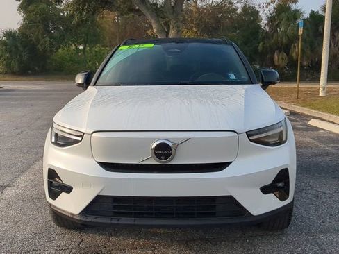 Used 2024 Volvo XC40 Recharge Plus w/ Protection Package Premier image 9