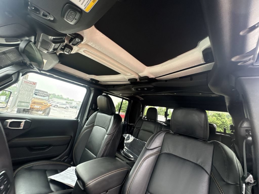 New 2026 Jeep Gladiator Sport AWD/4WD image 19
