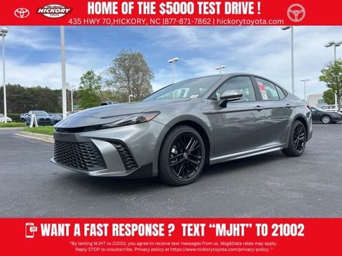 New 2026 Toyota Camry SE FWD image 1