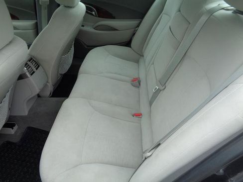 Used 2013 Buick LaCrosse FWD image 7