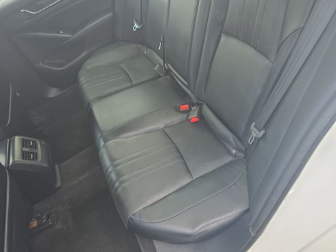 Used 2018 Honda Accord EX-L image 13