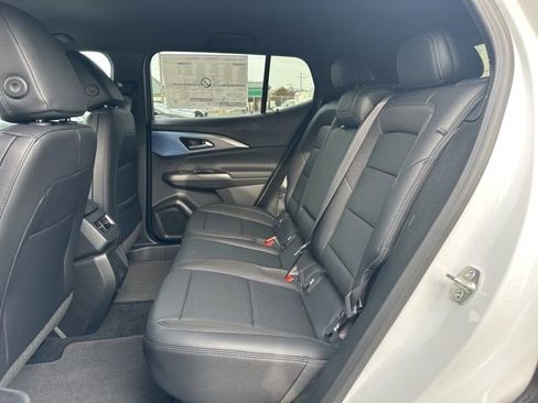 New 2026 Chevrolet Equinox EV LT image 10