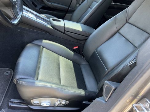 Used 2013 Porsche Panamera image 17