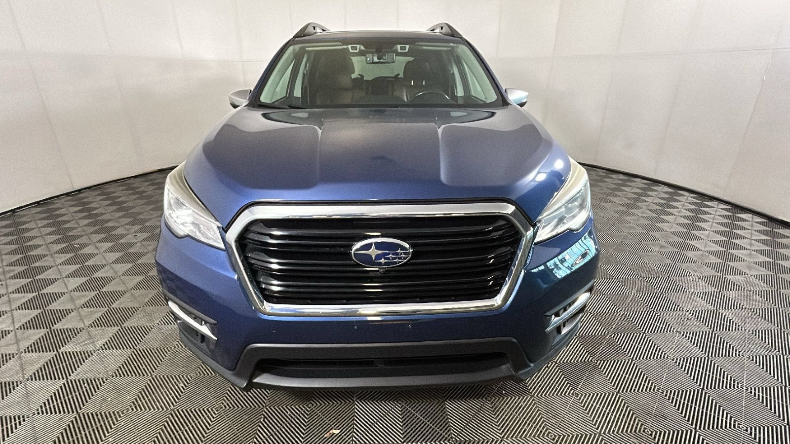Used 2019 Subaru Ascent Touring w/ Popular Package #2 AWD/4WD image 8