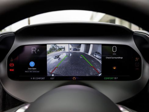 New 2026 McLaren 750S image 18