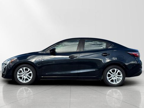 Used 2017 Toyota Yaris iA image 7
