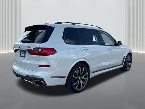 Used 2022 BMW X7 M50i w/ Dynamic Handling Package image 5