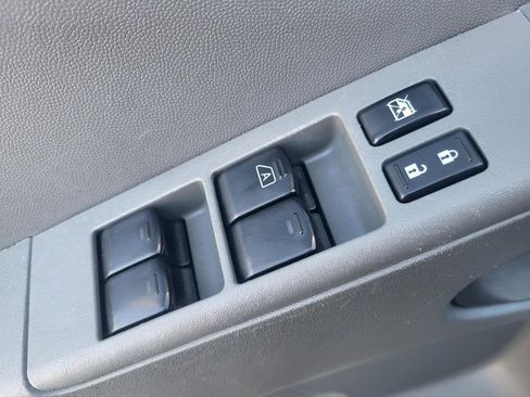 Used 2021 Nissan Frontier SV image 31