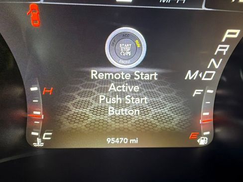 Used 2015 Dodge Charger SXT w/ Plus Group RWD image 4