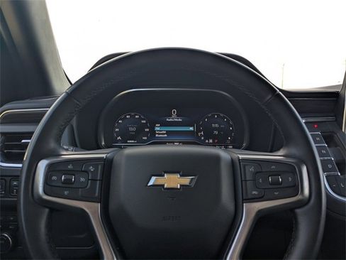 Used 2023 Chevrolet Suburban LT image 25