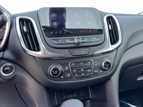 Used 2022 Chevrolet Equinox LT FWD image 29