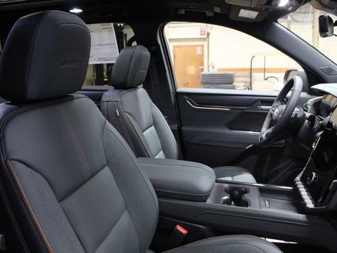 New 2026 GMC Acadia AT4 image 12