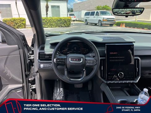 New 2026 GMC Acadia AT4 w/ Luxury Package AWD/4WD image 30