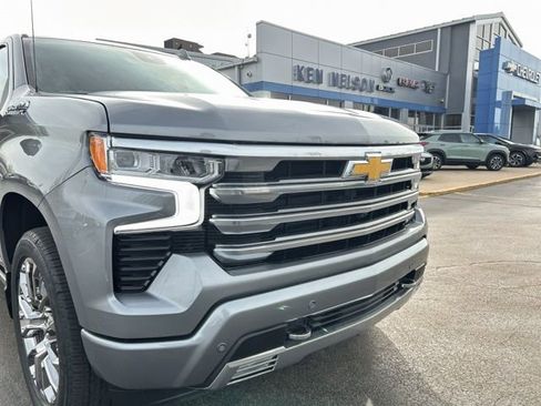 New 2026 Chevrolet Silverado 1500 High Country w/ Technology Package AWD/4WD image 4