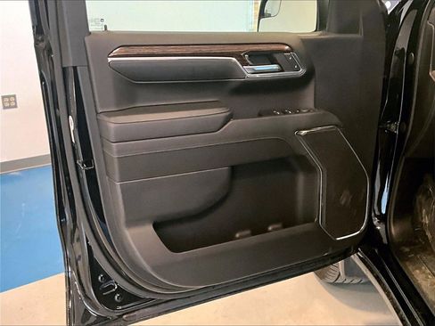Used 2024 GMC Sierra 1500 Elevation image 9