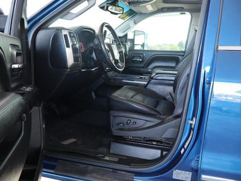 Used 2016 GMC Sierra 3500 Denali w/ Duramax Plus Package AWD/4WD image 15
