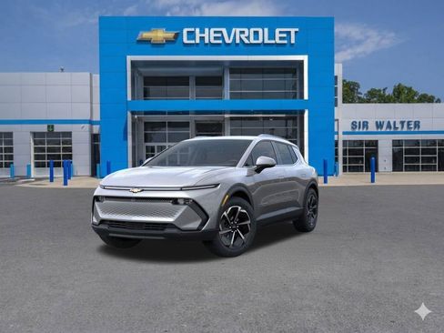 New 2026 Chevrolet Equinox EV LT image 9