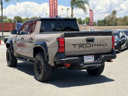 Certified 2025 Toyota Tacoma TRD Pro AWD/4WD image 46