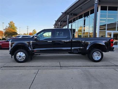 Used 2024 Ford F450 Limited w/ FX4 Off-Road Package image 4