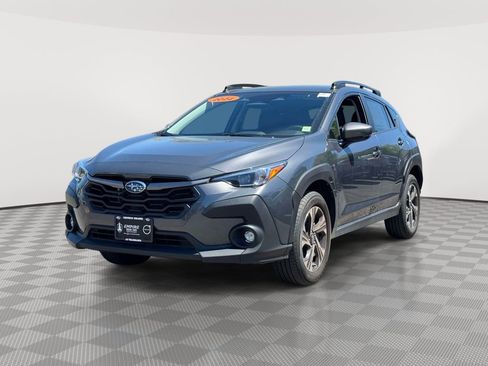 Used 2024 Subaru Crosstrek 2.0i Premium AWD/4WD image 2