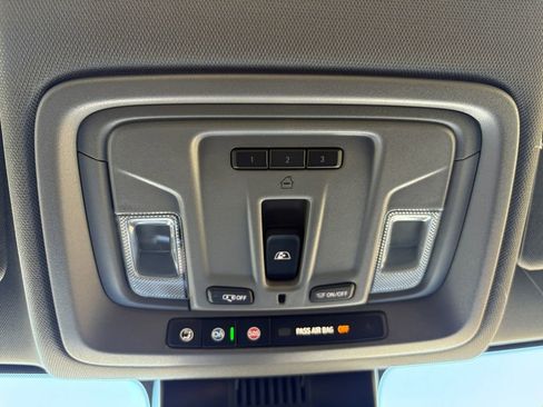 Used 2023 Chevrolet Silverado 1500 LTZ w/ LTZ Convenience Package II image 33