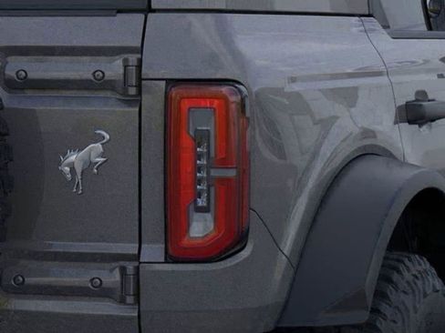 New 2025 Ford Bronco Badlands image 44