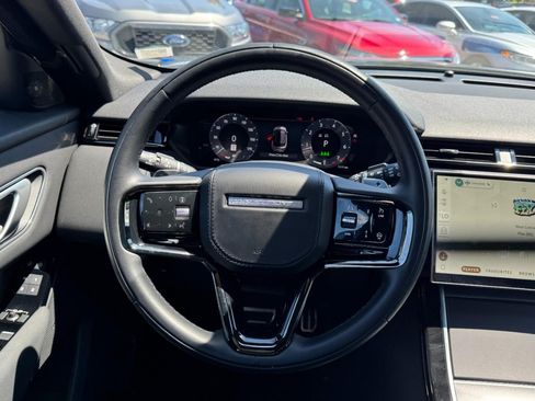 Used 2025 Land Rover Range Rover Velar Dynamic SE AWD/4WD image 13