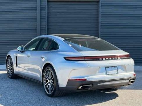 Certified 2026 Porsche Panamera 4 AWD/4WD image 3