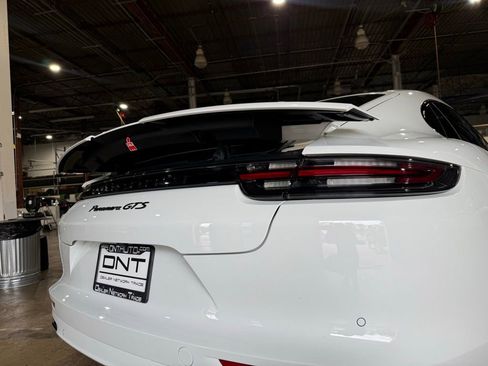 Used 2019 Porsche Panamera GTS AWD/4WD image 17