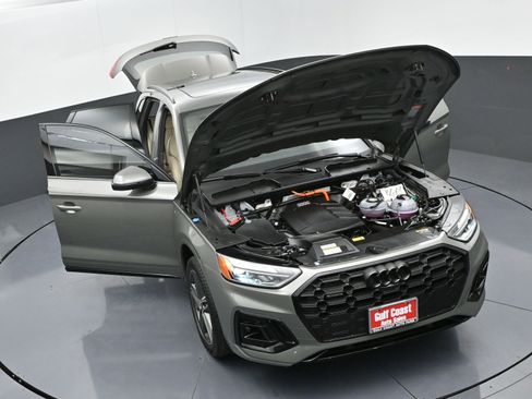 Used 2024 Audi Q5 e Premium Plus w/ Premium Plus Package image 49