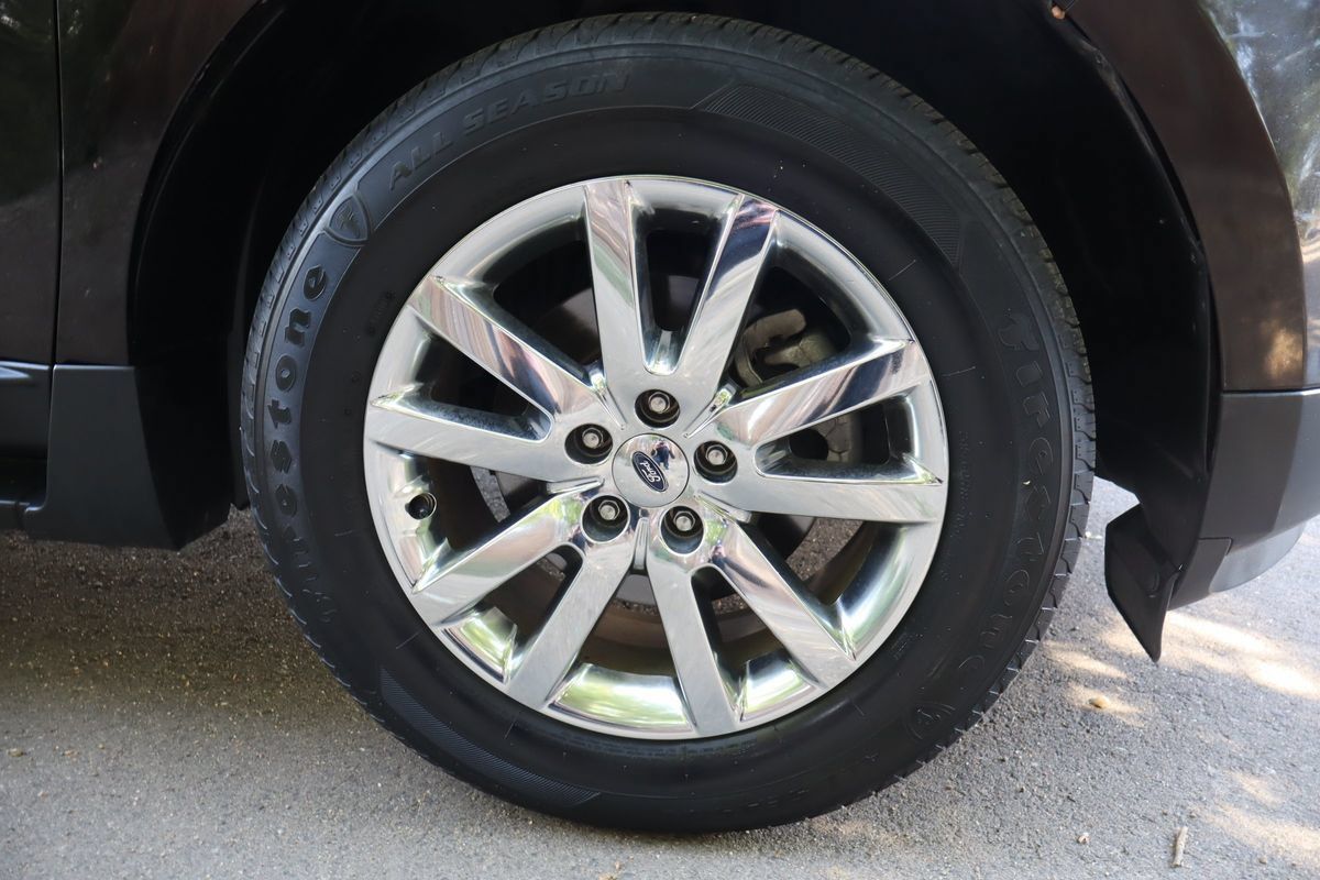Used 2013 Ford Edge SEL FWD image 45
