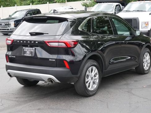 Used 2023 Ford Escape Active AWD/4WD image 11