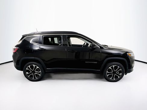 Used 2022 Jeep Compass Limited AWD/4WD image 4