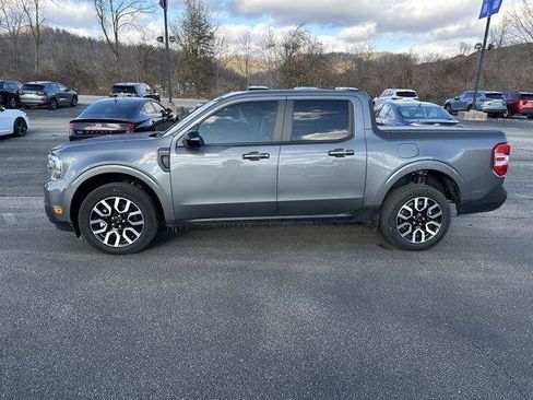 Certified 2024 Ford Maverick Lariat image 3