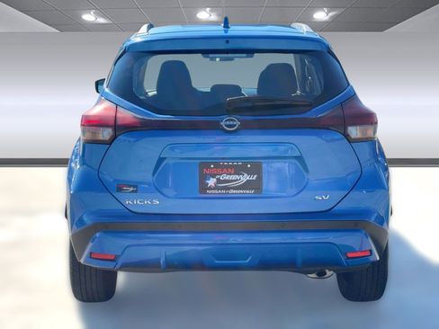 Used 2024 Nissan Kicks SV image 10